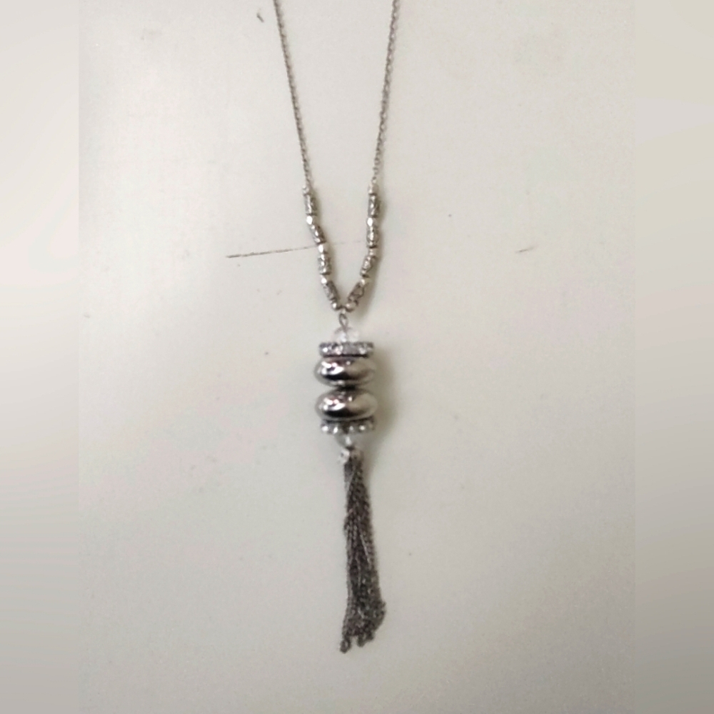 Tassels Silver Chain Necklace - Picture 4 of 6